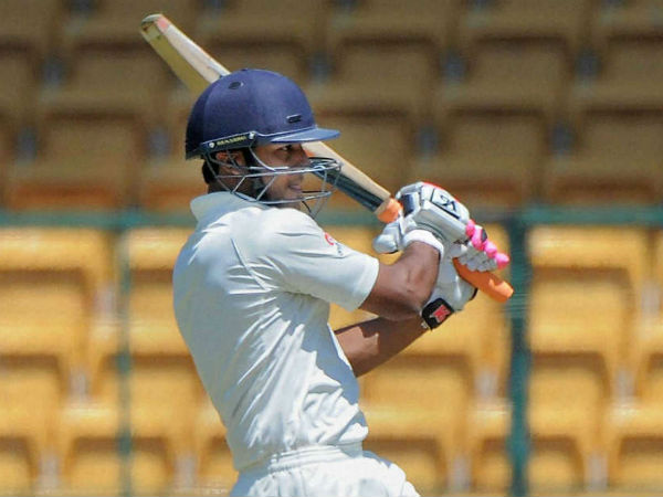 மாயங்க் அகர்வால் இடம் பெற்றார்