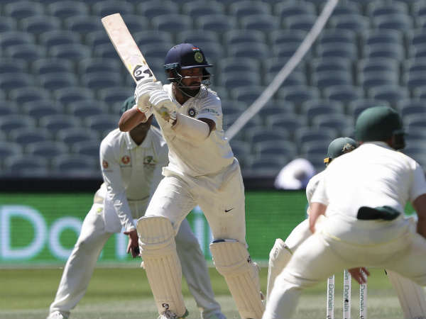 தடுப்பாட்டம் ஆடினார்