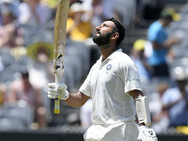 புஜாரா முன்னே, கோலி பின்னே