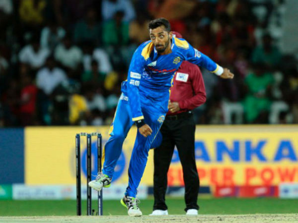 மிஸ்டரி பௌலர்