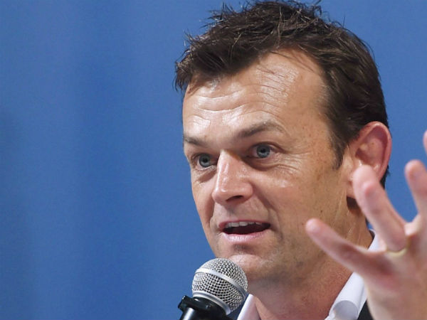 கில்கிறிஸ்ட்-ஐ முந்தினார்