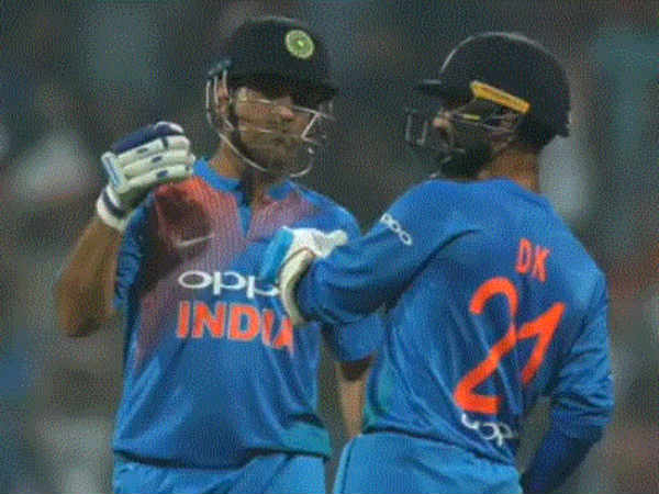 தோனி அதிக ரன்கள்