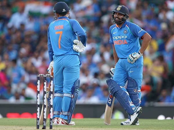 ரோஹித் - தோனி ஜோடி