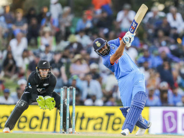 அசத்தல் அரைசதம் அசத்தல் அரைசதம்