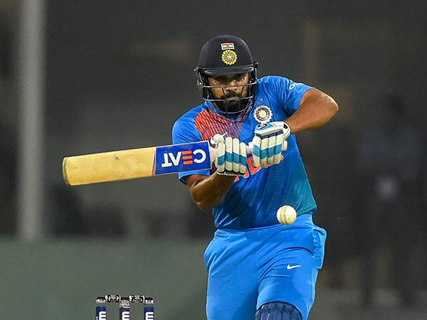 தோனி அடித்த சிக்ஸர்கள் தோனி அடித்த சிக்ஸர்கள்