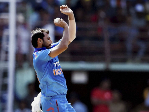 ஷமி முதல் இடம்