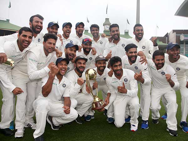 தற்பெருமை பேசுகிறார்கள்