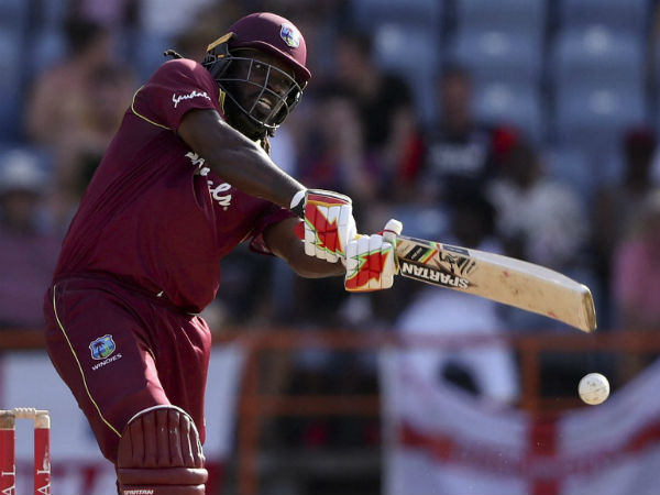 கிறிஸ் கெயில் சாதனை