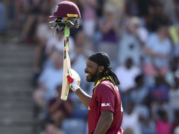 அப்ரிடி, கெயில்