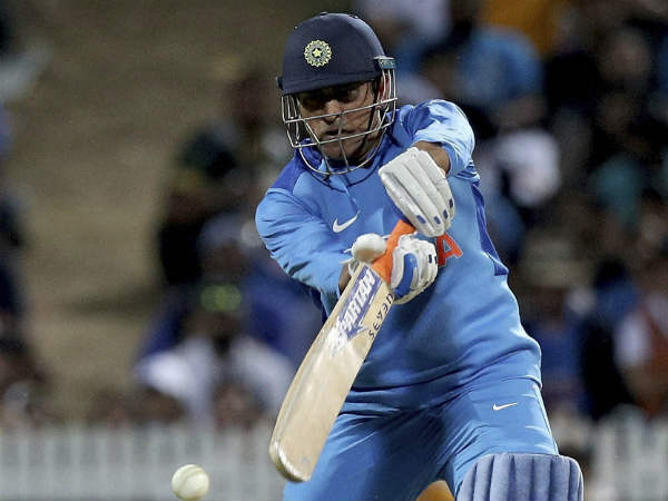 சிக்ஸர் பட்டியல்