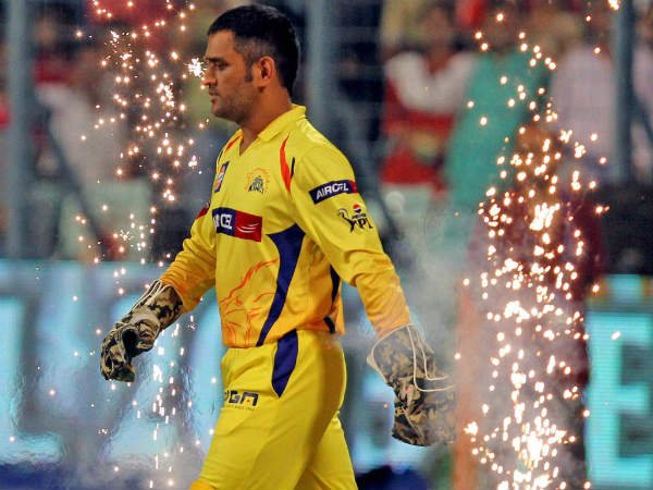 ஐபிஎல் தொடரில் தோனி