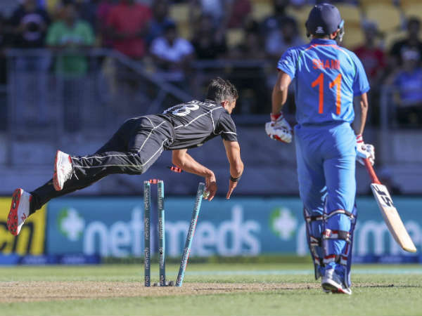 முதல் இடத்தை நெருங்கியது