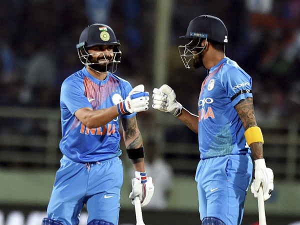 மாற்று துவக்க வீரர்