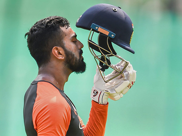 இடைக் காலத் தடை