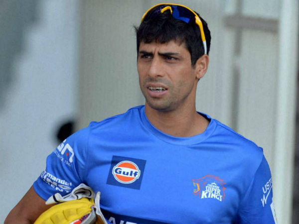 நெஹ்ரா புகழாரம்