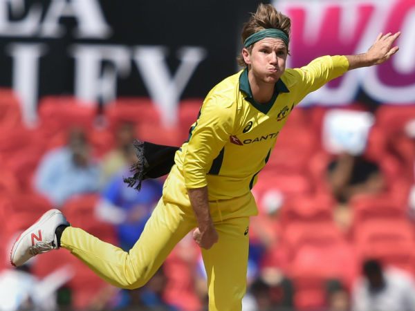 முதல் 25 ஓவர்கள்