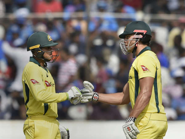  242 ரன்களில் ஆல் அவுட் 