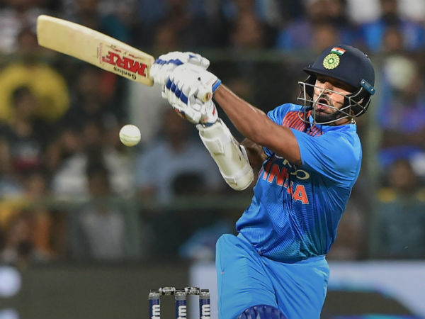 28வது அரைசதம் 