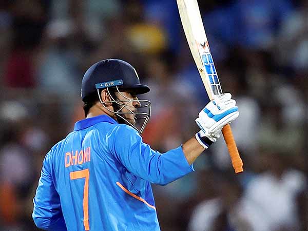 தோனி எடுத்த ரன்கள்