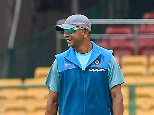 ராகுல் டிராவிட் உதவி