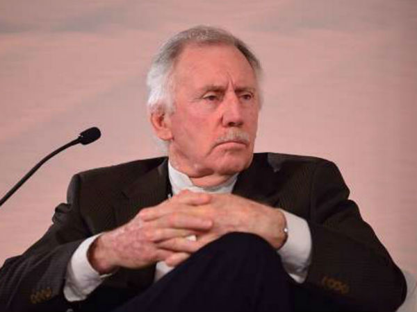 கிரிக்கெட் வாழ்க்கை 