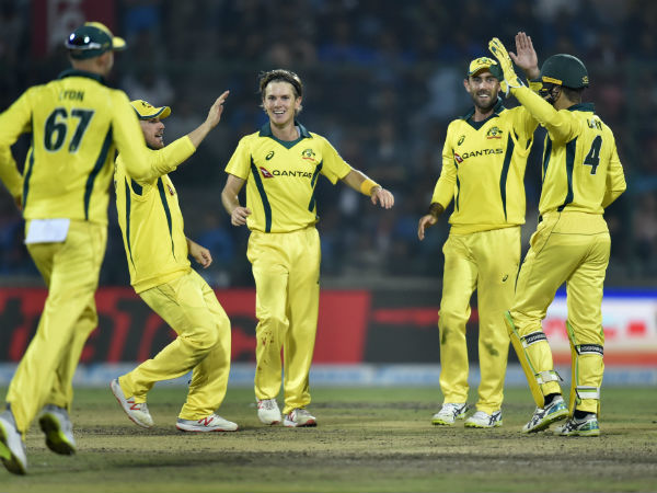 தடுமாறினர்