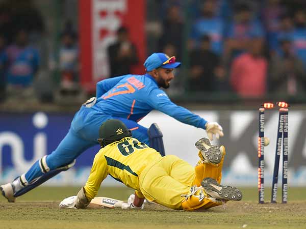 பந்துவீச்சு எப்படி?