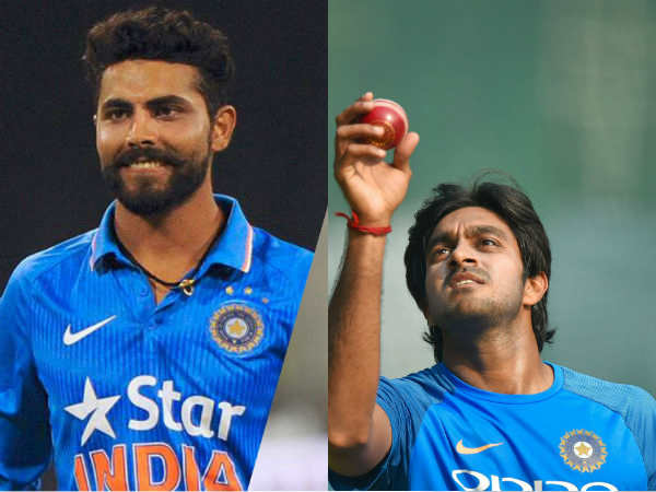 மூன்று சுழற் பந்துவீச்சாளர்கள்