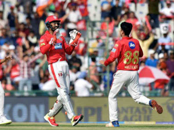 அணி விவரம் 