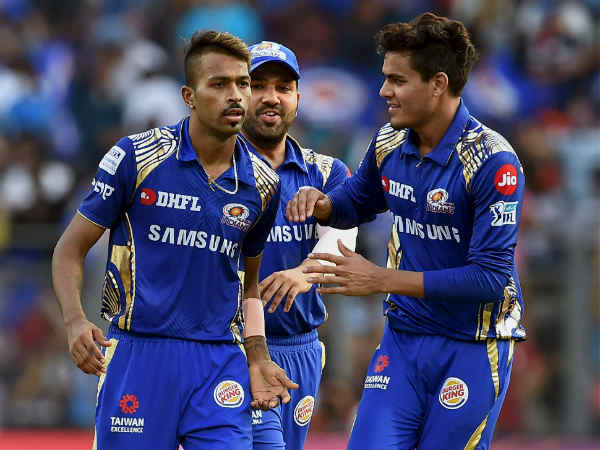 நடுவரிசை வீரர்கள் 