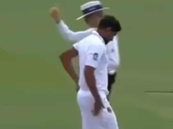 முதல் இன்னிங்சில் 211 