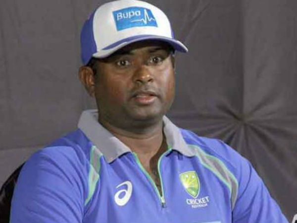 ஸ்ரீதரன் ஸ்ரீராம் உதவி 