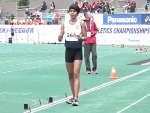  அரசு பள்ளி மாணவி