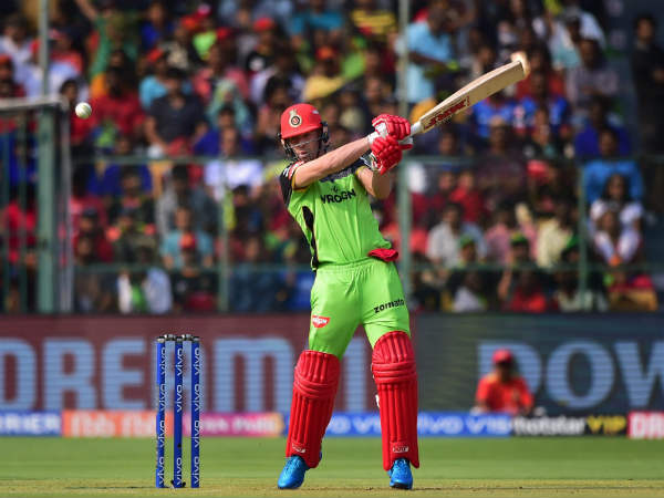 இன்னும் 25-30 ரன்கள்