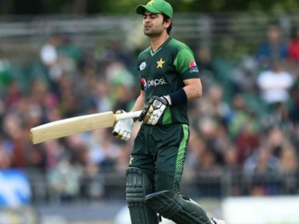 எங்கேயோ போயிட்டீங்க