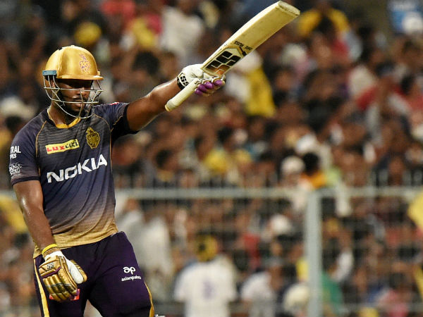 வெளுத்த ரஸ்ஸல்