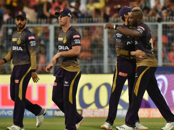 ரஸ்ஸல் அபாரம்