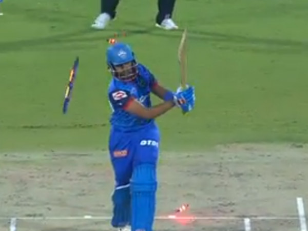 பௌல்டு அவுட்