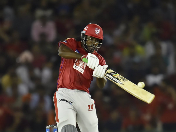 கெயில் அதிரடி 