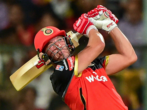 108 ரன்கள் குவிப்பு 