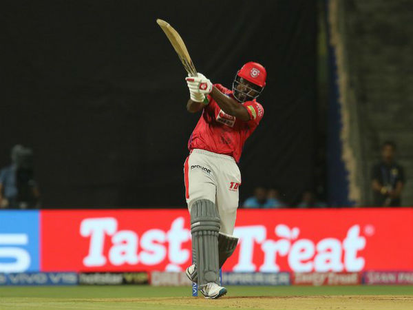 கெயில் அதிரடி 