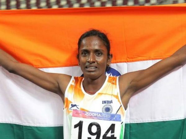 தாயகம் திரும்பினார் 