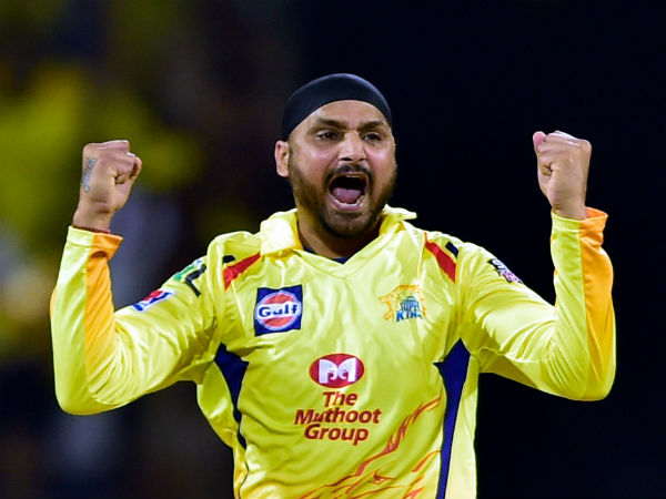 சுழற்பந்துக்கு சாதகம் 