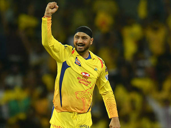 பந்துவீச்சு தேர்வு 