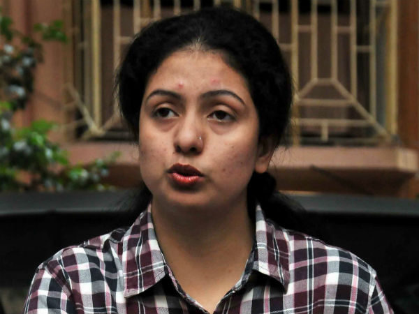 பணபலம் என புகார் 