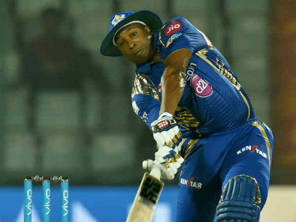 மூன்று தொடர்களில் சரிவு