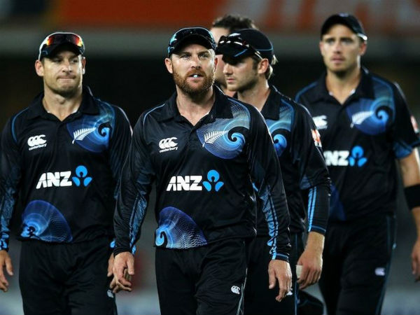 அணி குறித்து ஆலோசனை 