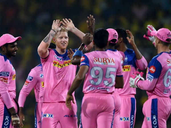 ஸ்டோனிஸ் இடம்பெற்றார் ஸ்டோனிஸ் இடம்பெற்றார்