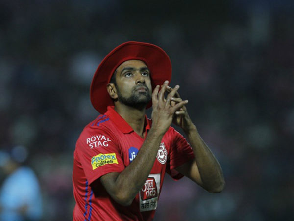 மன்கட் அவுட் மன்கட் அவுட்