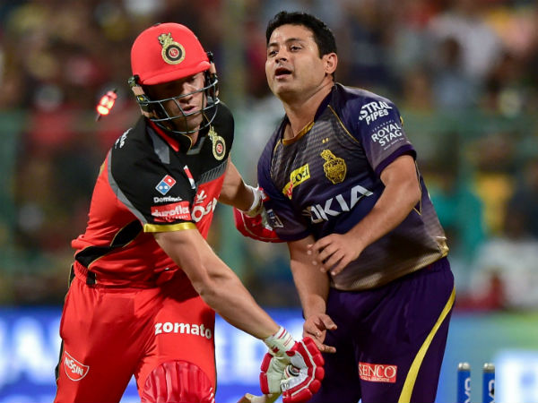 ரன்கள் சேர்ப்பு 